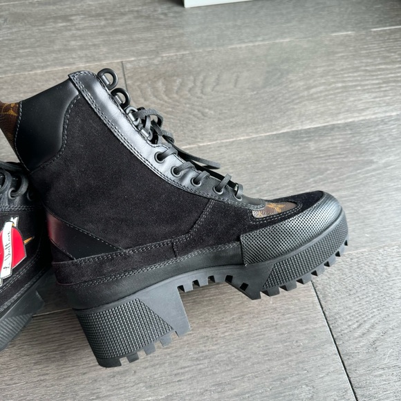 Louis Vuitton boots - Picture 3 of 7